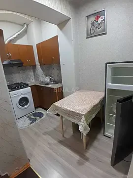 Kirayə verilir 1 otaqlı mənzil 30 m² — Bakı, Nizami 1 otaq 30.00 m²