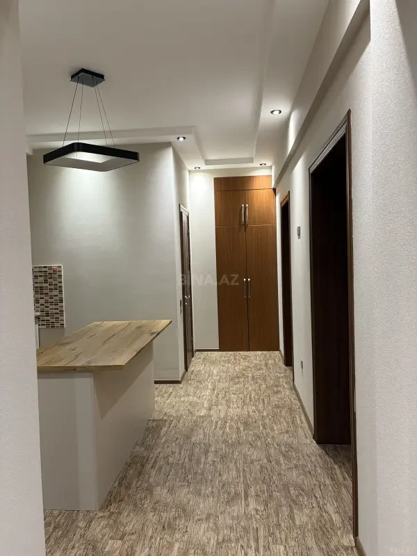 Kirayə verilir 3 otaqlı mənzil 124 m²