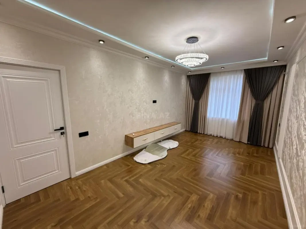 Satılır 3 otaqlı mənzil 90 m²