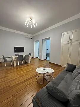 Kirayə verilir 2 otaqlı mənzil 80 m² — Bakı, Sahil qəs. 2 otaq 80.00 m²
