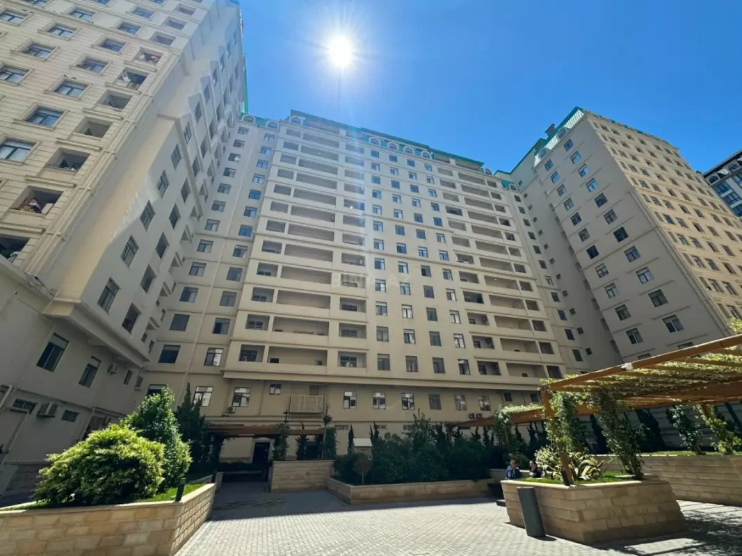Satılır 3 otaqlı mənzil 90 m²