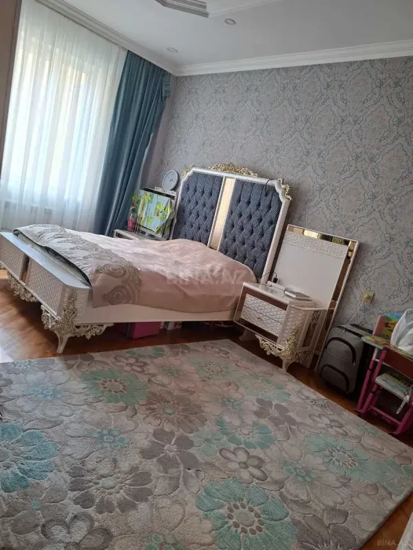 Satılır 3 otaqlı mənzil 90 m²