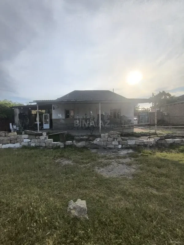 Satılır 3 otaqlı həyət evi 100 m²