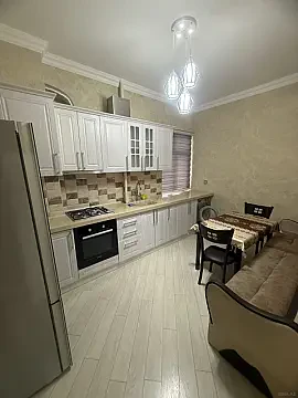 Kirayə verilir 2 otaqlı mənzil 70 m² — Bakı, Həzi Aslanov qəs. 2 otaq 70.00 m²