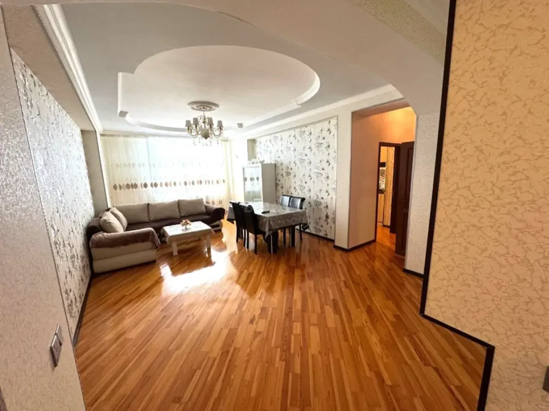 Kirayə verilir 3 otaqlı mənzil 100 m²