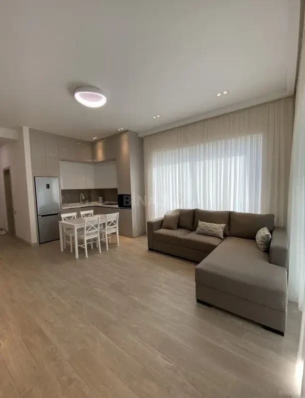 Satılır 3 otaqlı mənzil 95 m²