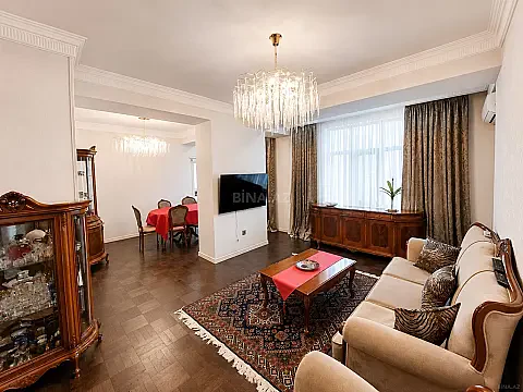 Satılır 5 otaqlı mənzil 215 m² — Bakı, Xətai 5 otaq 215.00 m²
