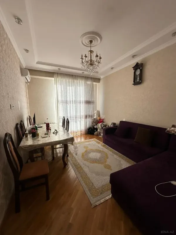 Satılır 2 otaqlı mənzil 70 m²
