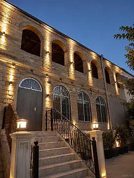 Satılır 10 otaqlı həyət evi 200 m² — Bakı, Binəqədi 10 otaq 200.00 m²
