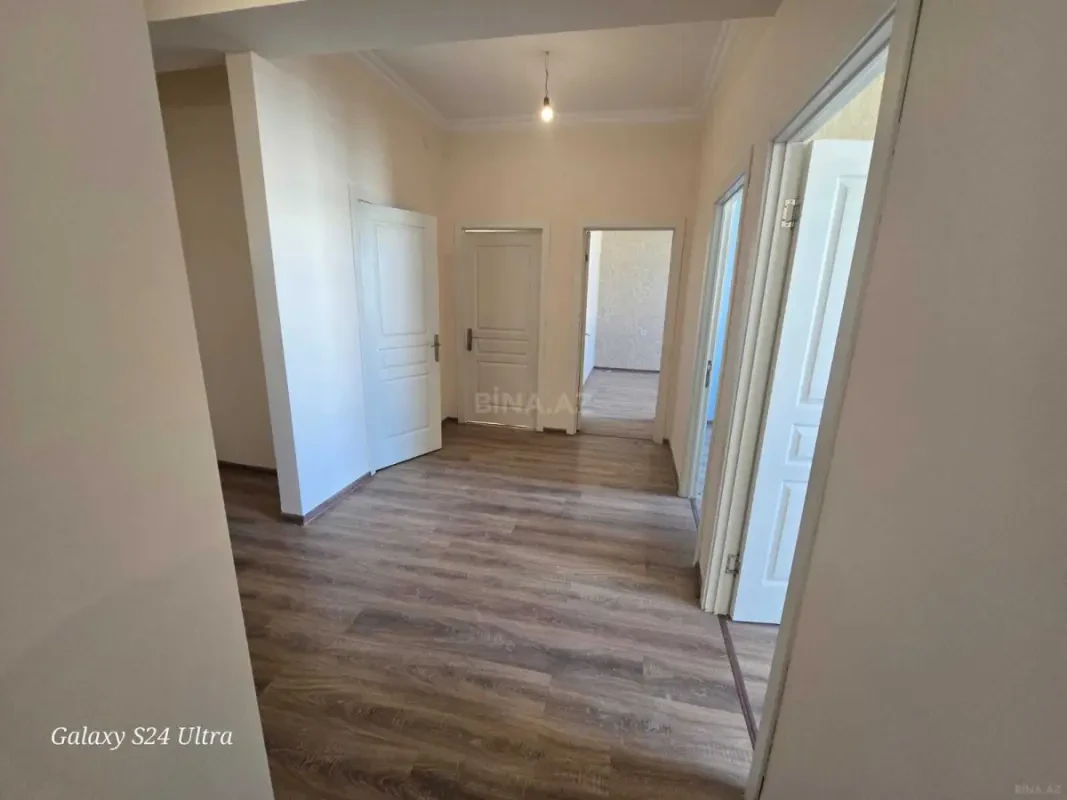 Satılır 4 otaqlı mənzil 80 m²