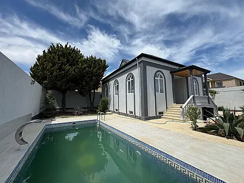 Satılır 4 otaqlı həyət evi 300 m² — Bakı, Novxanı 4 otaq 300.00 m²