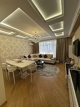 Satılır 3 otaqlı mənzil 117 m² — Bakı, Memar Əcəmi yanı 3 otaq 117.00 m²