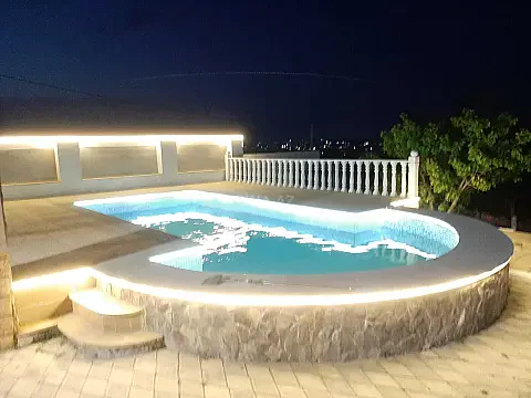 Kirayə verilir 3 otaqlı həyət evi 110 m² — Bakı, Novxanı 3 otaq 110.00 m²
