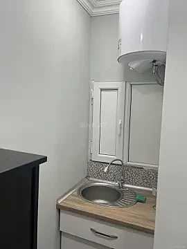 Kirayə verilir 1 otaqlı mənzil 48 m² — Bakı, Memar Əcəmi yanı 1 otaq 48.00 m²