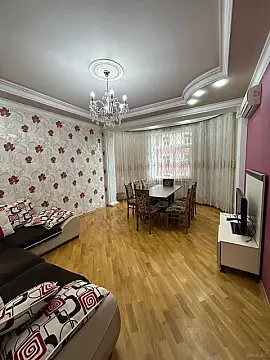 Satılır 3 otaqlı mənzil 95 m² — Bakı, İnşaatçılar 3 otaq 95.00 m²