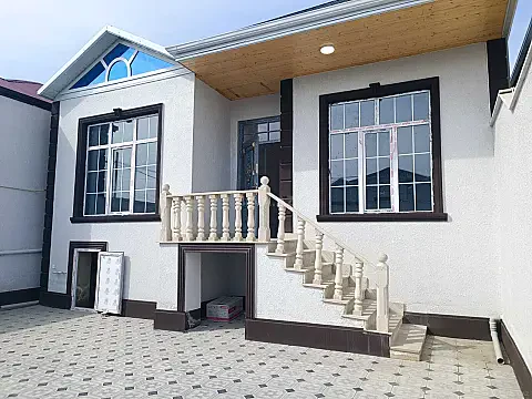 Satılır 3 otaqlı həyət evi 100 m² — Bakı 3 otaq 100.00 m²
