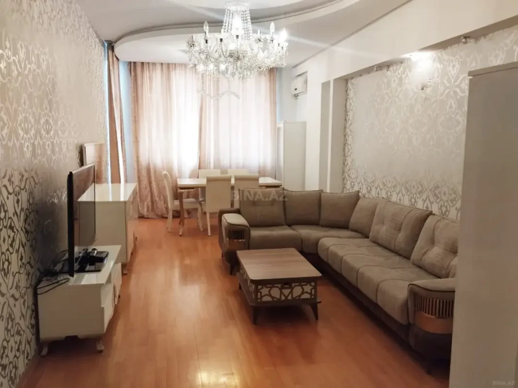 Kirayə verilir 2 otaqlı mənzil 100 m²