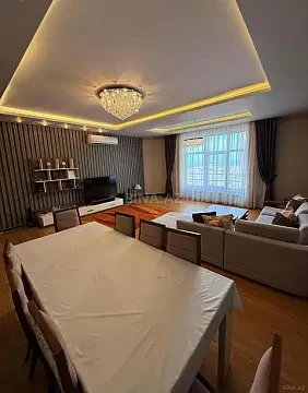 Kirayə verilir 3 otaqlı mənzil 160 m² — Bakı, Nizami 3 otaq 160.00 m²