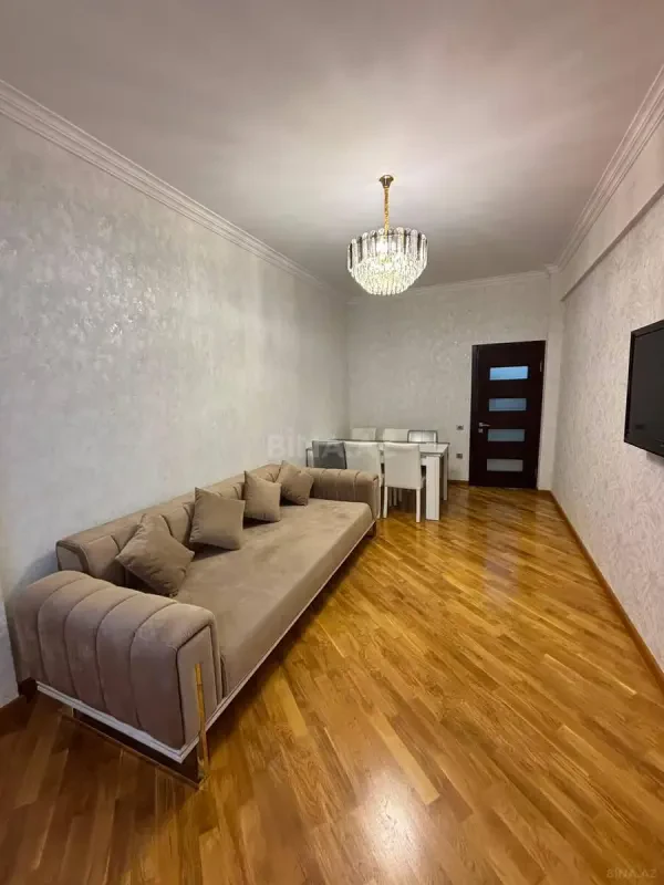 Kirayə verilir 3 otaqlı mənzil 110 m²