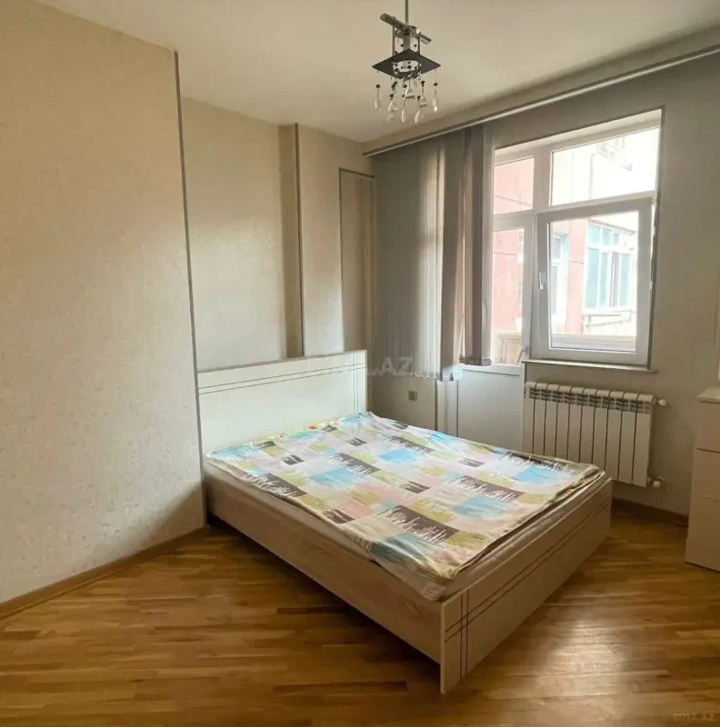 Satılır 3 otaqlı mənzil 54 m²