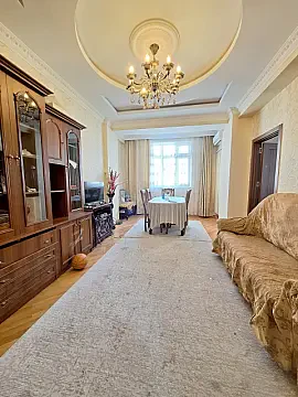 Satılır 4 otaqlı mənzil 105 m² — Bakı, Yeni Yasamal 4 otaq 105.00 m²