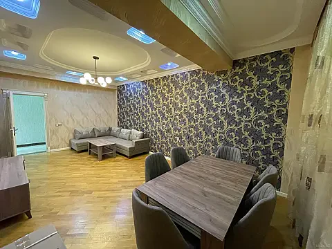 Kirayə verilir 3 otaqlı mənzil 120 m² — Bakı, İnşaatçılar 3 otaq 120.00 m²