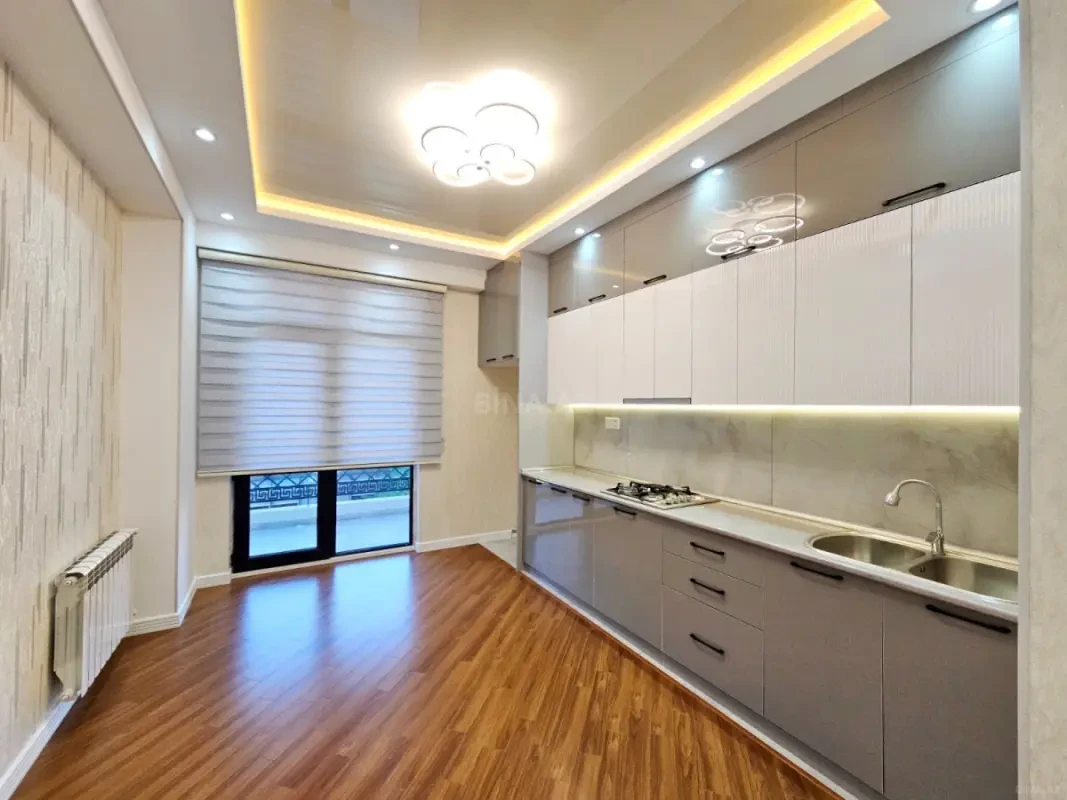 Satılır 2 otaqlı mənzil 85 m²