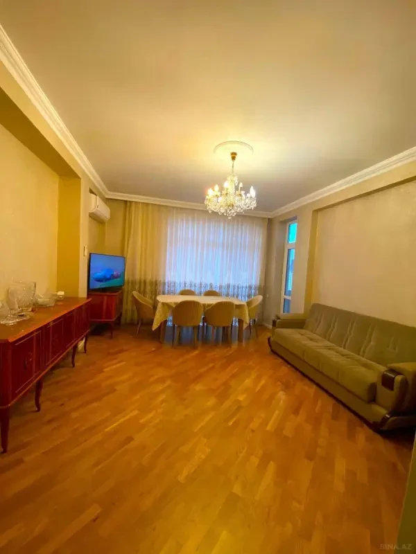 Satılır 2 otaqlı mənzil 90 m²