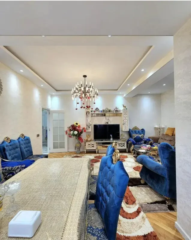 Satılır 3 otaqlı mənzil 135 m²