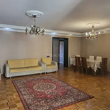 Satılır 3 otaqlı mənzil 110 m² — Bakı, İnşaatçılar 3 otaq 110.00 m²