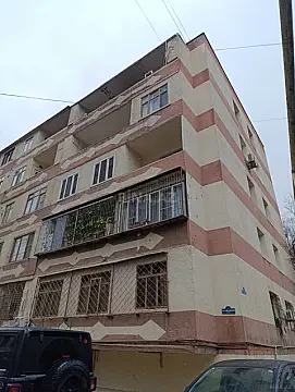 Satılır 4 otaqlı mənzil 120 m² — Bakı, Memar Əcəmi yanı 4 otaq 120.00 m²
