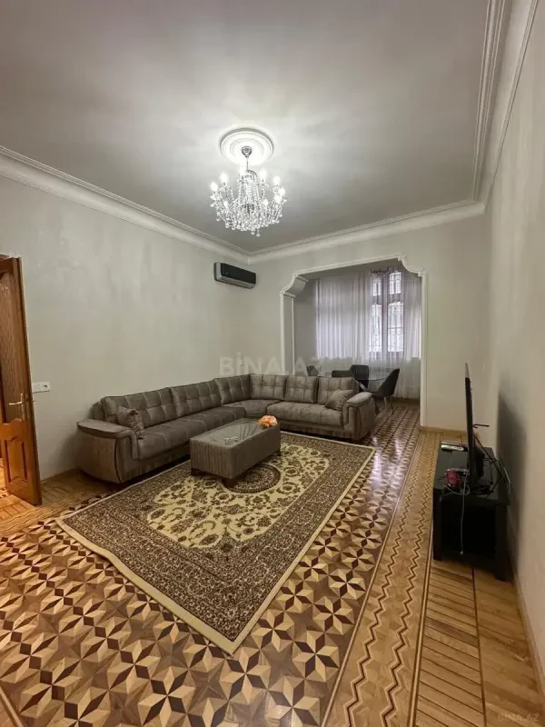 Kirayə verilir 3 otaqlı mənzil 75 m²