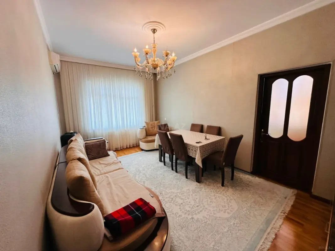 Satılır 2 otaqlı mənzil 70 m²