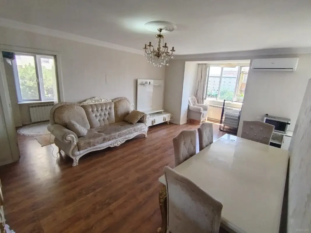 Kirayə verilir 2 otaqlı mənzil 60 m²
