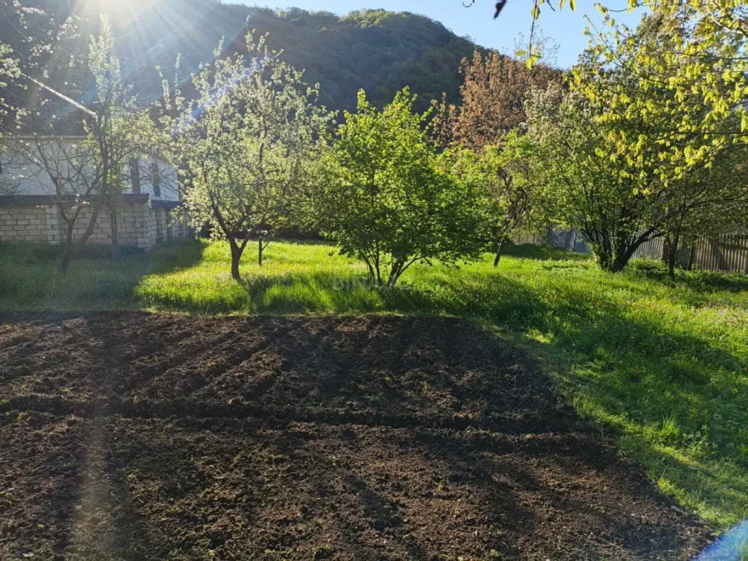 Satılır torpaq sahəsi 10 m²