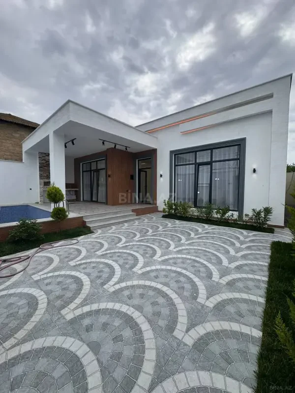 Satılır 4 otaqlı həyət evi 150 m²