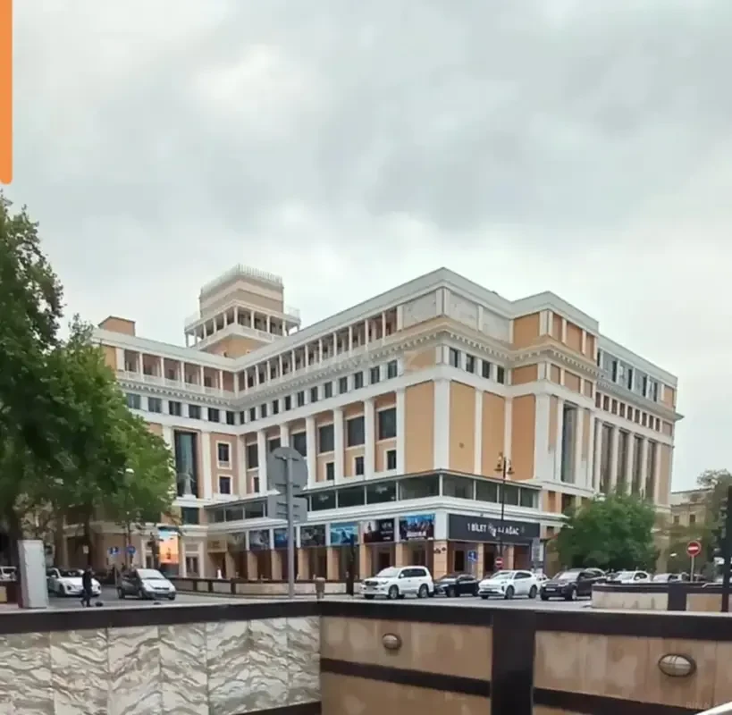 Kirayə verilir 5 otaqlı mənzil 90 m²