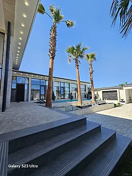 Satılır 4 otaqlı həyət evi 300 m² — Bakı, Mərdəkan 4 otaq 300.00 m²