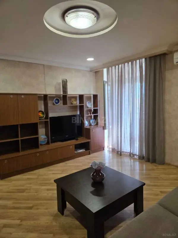 Kirayə verilir 1 otaqlı mənzil 50 m²