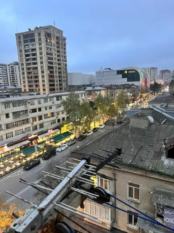 Satılır 2 otaqlı mənzil 45 m²