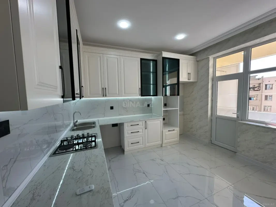 Satılır 3 otaqlı mənzil 103 m²