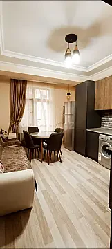 Kirayə verilir 2 otaqlı mənzil 82 m² — Bakı, İnşaatçılar 2 otaq 82.00 m²