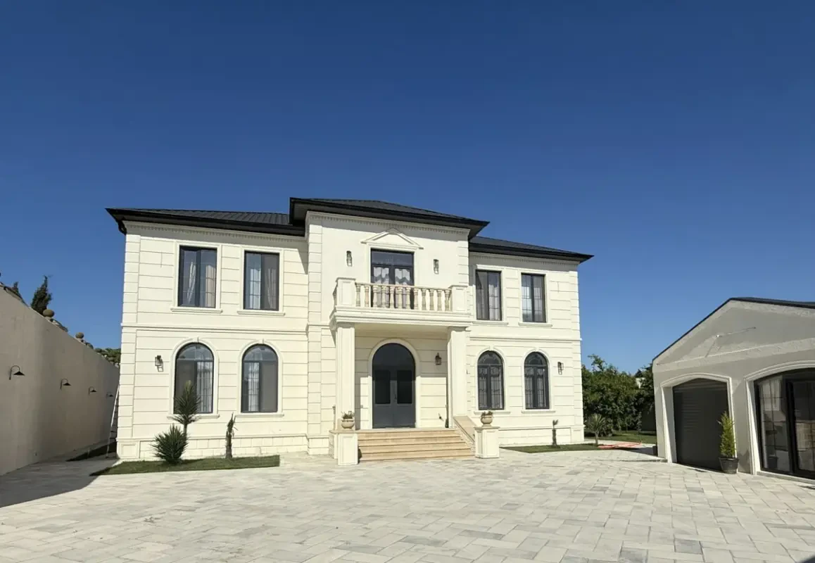 Kirayə verilir 7 otaqlı həyət evi 450 m²