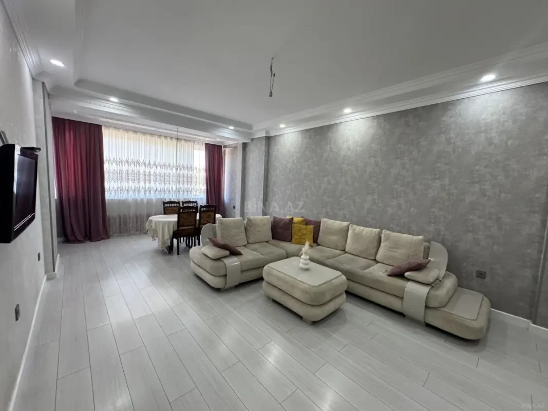 Satılır 3 otaqlı mənzil 124 m²