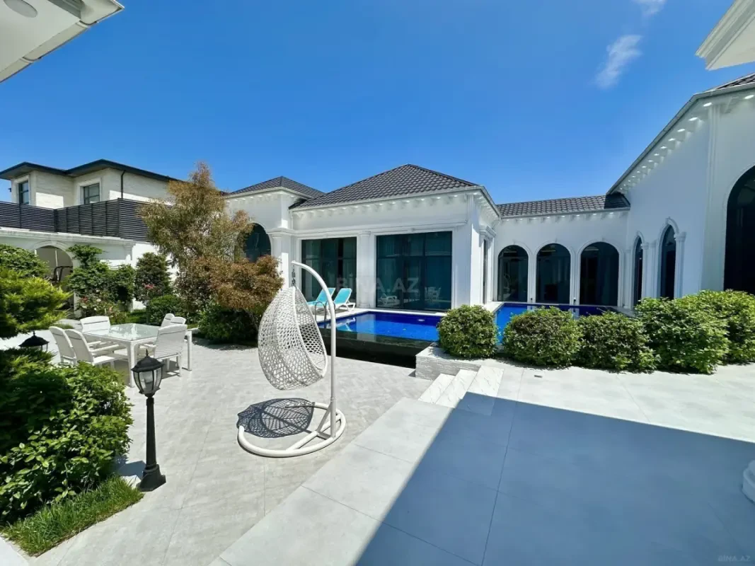 Satılır 5 otaqlı həyət evi 280 m²
