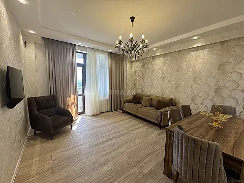 Satılır 2 otaqlı mənzil 81 m² — Bakı 2 otaq 81.00 m²
