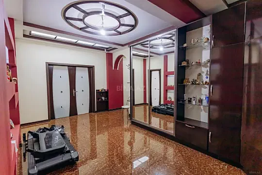Kirayə verilir 3 otaqlı mənzil 160 m² — Bakı, Xətai 3 otaq 160.00 m²