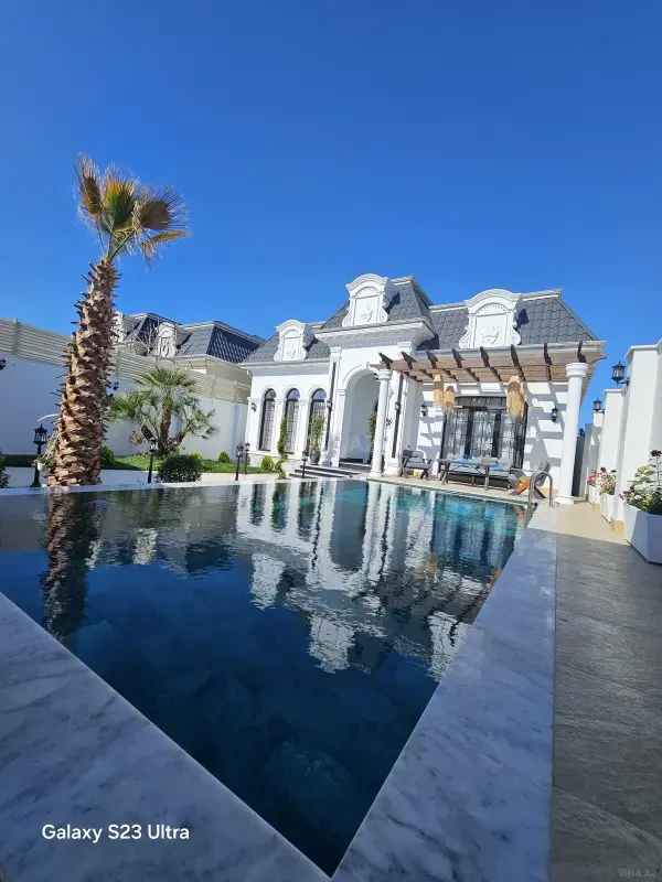 Satılır 5 otaqlı həyət evi 250 m²