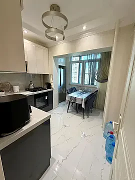 Satılır 2 otaqlı mənzil 65 m² — Bakı, 8-ci mikrorayon 2 otaq 65.00 m²