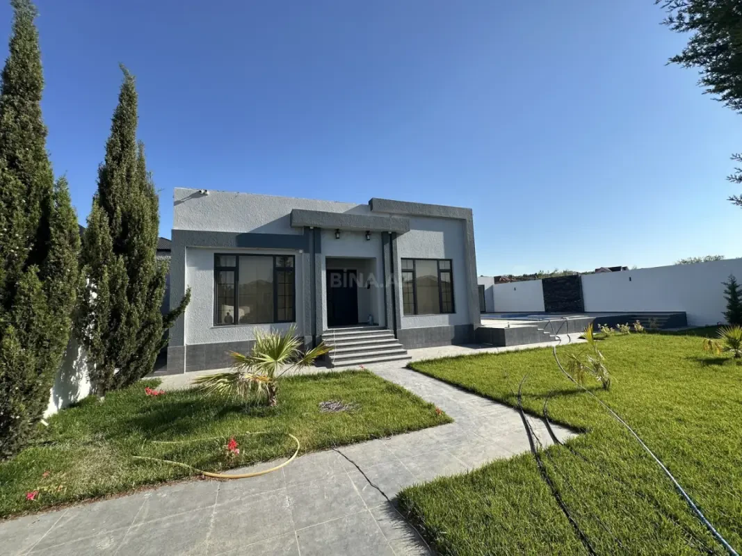 Satılır 4 otaqlı həyət evi 170 m²